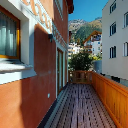 Abitaziun Vista Mezdi - Apartmán *